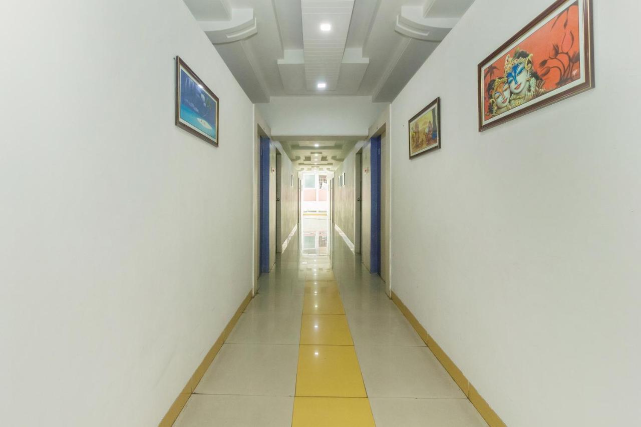 Flagship 4387 Hotel Theem Plaaza Насик Экстерьер фото